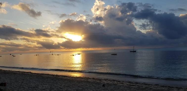 Ushongo Beach Bandas Pangani Zewnętrze zdjęcie